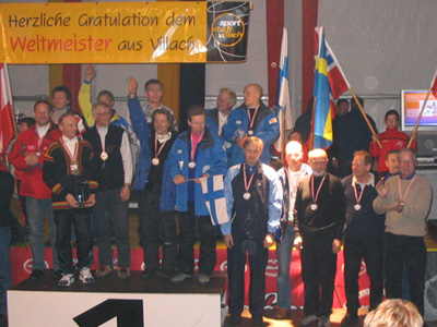 En samling medaljörer